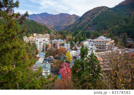 四万温泉の紅葉 群馬県 四万温泉の紅葉 群馬県 83578582