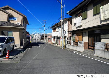 香川県西の端の駅・豊浜駅前【香川県観音寺市豊浜】 83580758