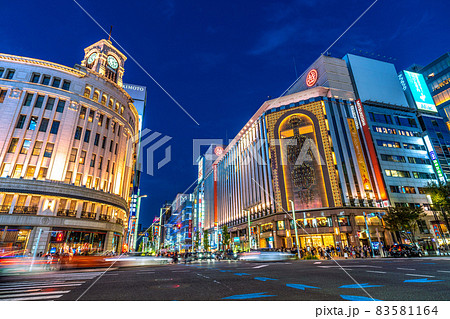 日本の東京都市景観 時短解除後初の週末…銀座は多くの人出…=10月30日 日本の東京都市景観 時短解除後初の週末…銀座は多くの人出…=10月30日 83581164