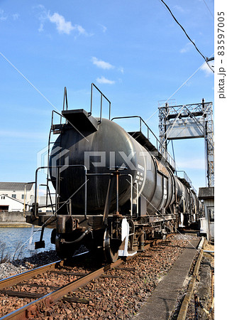 四日市市千歳運河に架かる末広橋梁 83597005