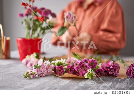 Step by step installation of flowers in a vase. Flowers bunch, set for home. Fresh cut flowers for decoration home. European floral shop. Delivery fresh cut flower. 83601305