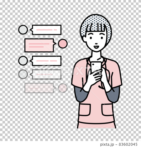 立ってスマートフォンで楽しくチャットで会話する看護師の女性 83602045