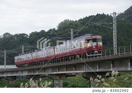 えちごトキめき鉄道455系 急行 立山 早川鉄橋 83602092