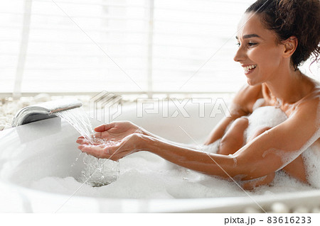 bathtub bubble spa