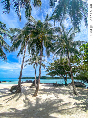 Beautiful tropical island koh Kham, white sand beach with volcanic rocks, near koh Mak, Trat 83618360
