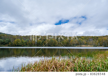白池の雲 83626548