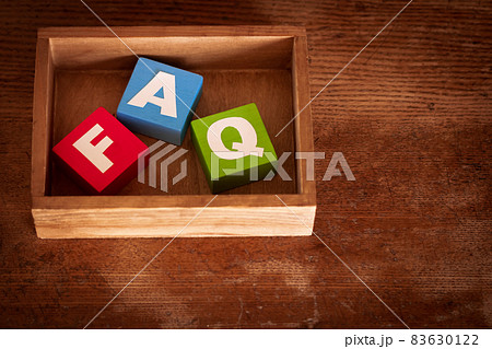 木箱に入ったFAQ 83630122