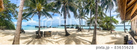 Beautiful tropical island koh Kham, white sand beach with volcanic rocks, near koh Mak, Trat Beautiful tropical island koh Kham, white sand beach with volcanic rocks, near koh Mak, Trat 83635628