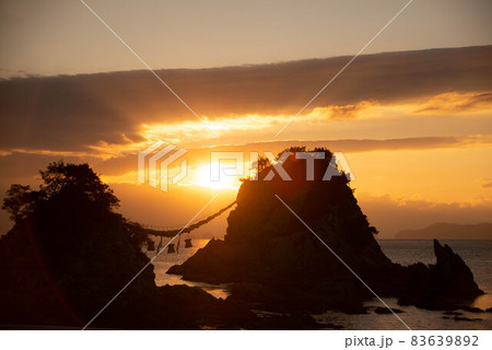 佐伯市（上浦町）　豊後二見ヶ浦 日の出 83639892
