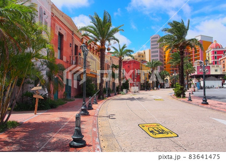 沖縄 アメリカンビレッジ 83641475