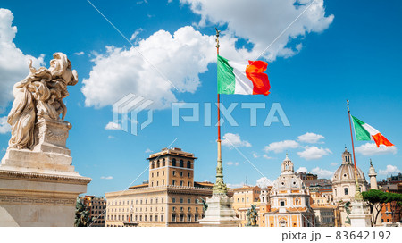 Altar of the Fatherland and Piazza Venezia in Rome, Italy 83642192