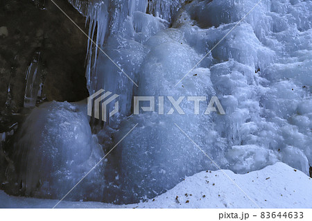 醤油樽の滝　氷瀑 83644633