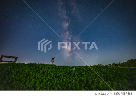 踏切と夏のミルキーウェイ 踏切と夏のミルキーウェイ 83648463