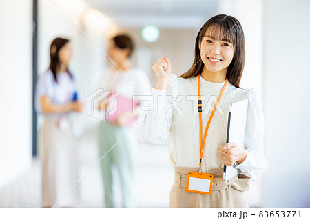 女性　ビジネスイメージ　撮影協力：LINK FOREST 83653771