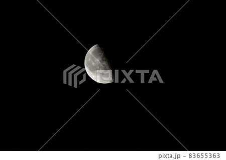 北杜市白州町、月齢20.7　10/27の月 83655363