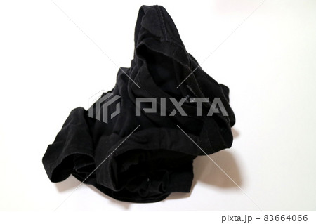 着古して色褪せた黒シャツ 着古して色褪せた黒シャツ 83664066