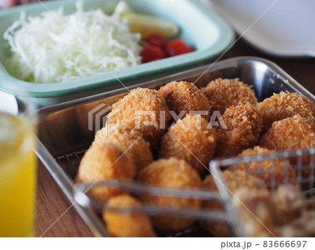 肉じゃがコロッケ 83666697