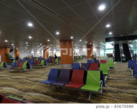 ミャンマー　ヤンゴン国際空港 83670986