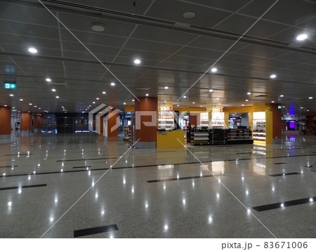 ミャンマー　ヤンゴン国際空港 83671006