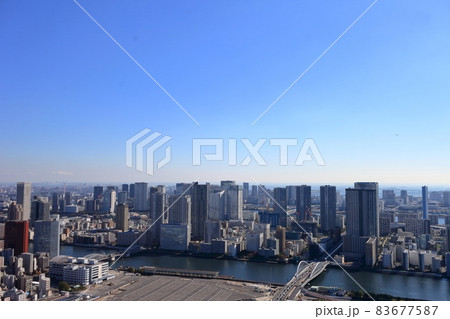 東京のビル・マンション群　 83677587