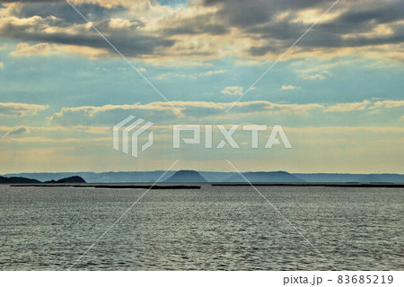 糸島の海 引津湾 風景 糸島の海 引津湾 風景 83685219