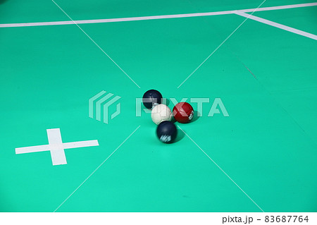 ボッチャ（障がい者、障害者、障碍者、パラスポーツ、ユニバーサルスポーツ） 83687764