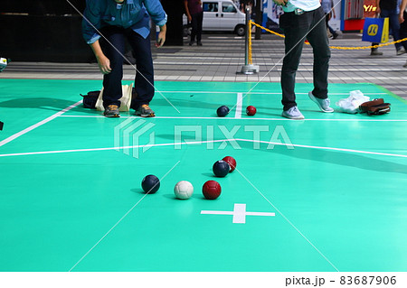 ボッチャ（障がい者、障害者、障碍者、パラスポーツ、ユニバーサルスポーツ） 83687906