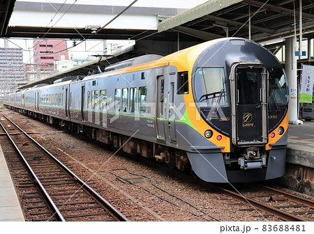 8600系特急電車　しおかぜ　松山駅　予讃線　香川県　四国 83688481