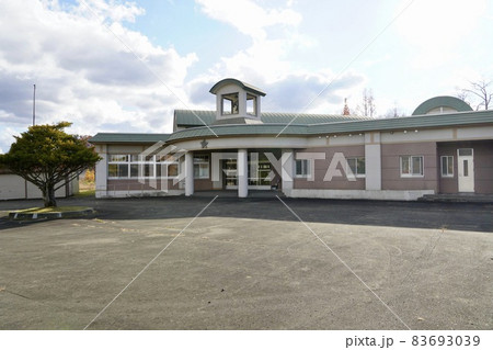 穂別町立稲里小学校（廃校） 83693039
