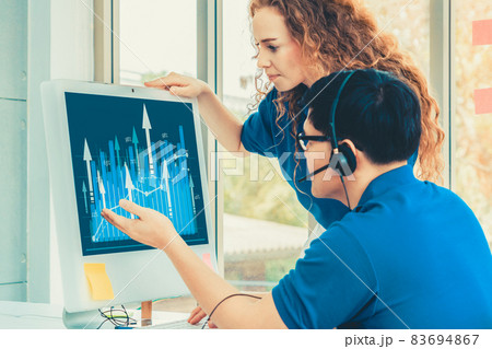 Business visual data analyzing technology by creative computer software 83694867