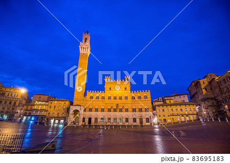 Piazza del Campo in Siena, Italy Piazza del Campo in Siena, Italy 83695183