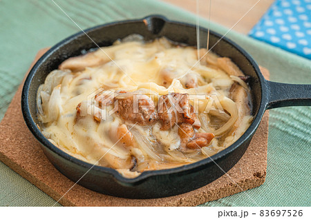 スキレッドで作るチーズタッカルビ 83697526