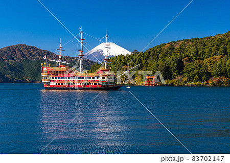 《神奈川県》富士山と芦ノ湖・元箱根の風景 83702147
