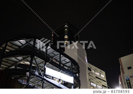 EOSRP.広島駅夜、夜のビル。 83708593