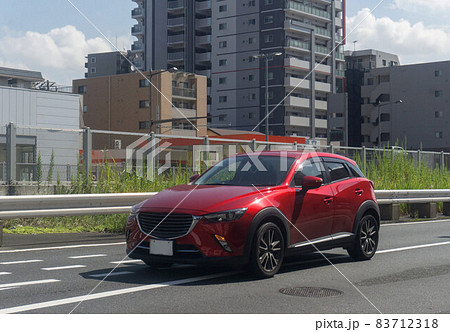 SUV コンパクトカー	 83712318