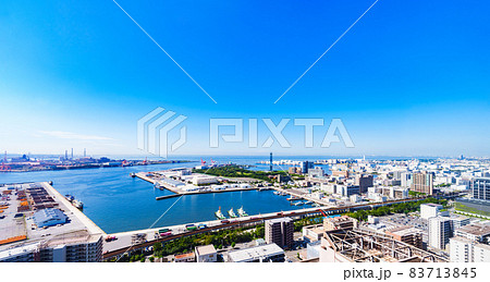 千葉港　千葉市　臨海部　東京湾　【 東京 の 街並み を 遠景 に望む 】 83713845