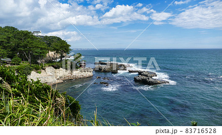 五浦海岸　六角堂 83716528
