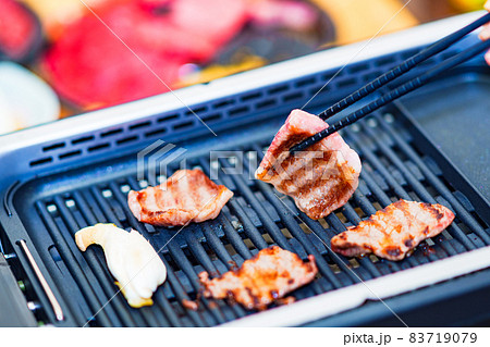 焼肉 グリル ノースモーク 煙が少ない 【 1人 で 焼肉 の イメージ 】 焼肉 グリル ノースモーク 煙が少ない 【 1人 で 焼肉 の イメージ 】 83719079