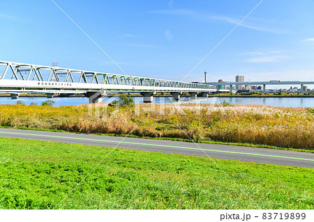 船堀橋／荒川周辺を下流側より船堀駅方面を望む(東京都江戸川区)【2021.11】 83719899