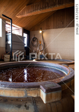 揚げ浜式製塩の輪島塩 揚げ浜式製塩の輪島塩 83720075