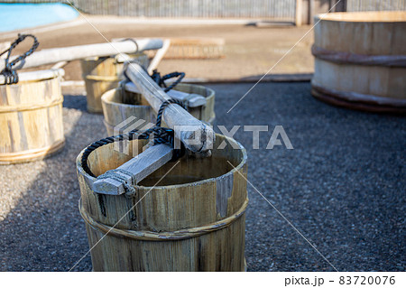 揚げ浜式製塩の輪島塩 83720076