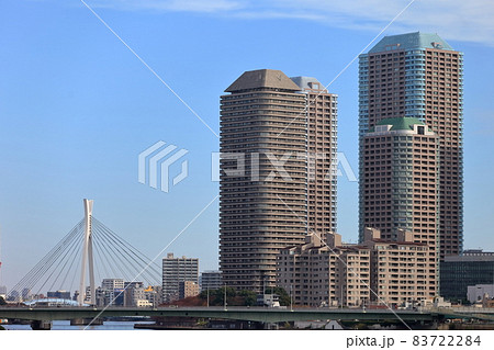 東京のビル、マンション群　(中央区) 83722284