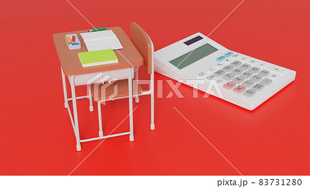 平面上に置かれたミニチュアのスクールデスクと電卓 平面上に置かれたミニチュアのスクールデスクと電卓 83731280