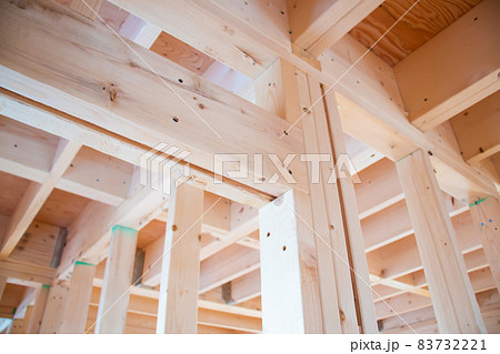 建築途中の家 建築途中の家 83732221