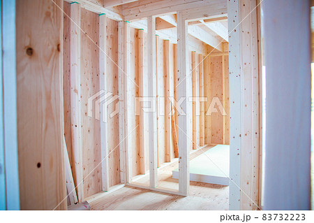 建築途中の家 83732223