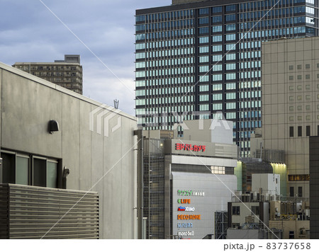 川崎駅周辺のビル群・JR川崎タワーオフィス棟 / Kawasaki, Japan 川崎駅周辺のビル群・JR川崎タワーオフィス棟 / Kawasaki, Japan 83737658