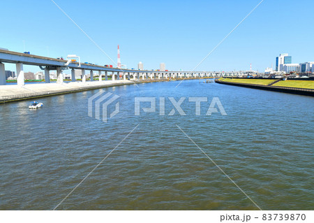 葛西橋／中川より上流方向を望む(東京都江戸川区)【2021.11】 83739870