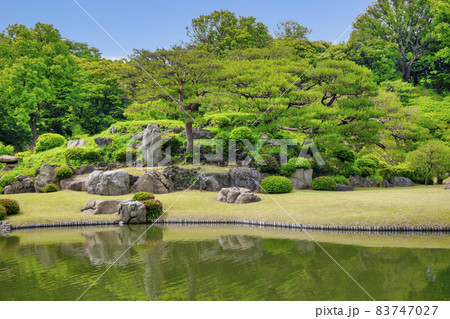 東京都 六義園 中の島・妹山(いもやま) 特別名勝 東京都 六義園 中の島・妹山(いもやま) 特別名勝 83747027