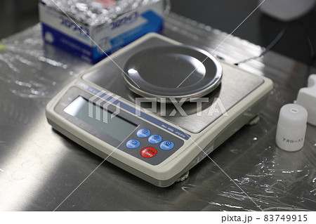 電子天秤 83749915