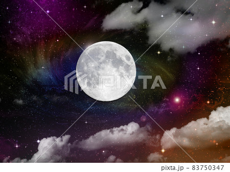 The moon in the night sky 83750347